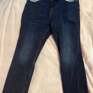 these are old navy jeans that have been worn 2 times and i don’t need them.